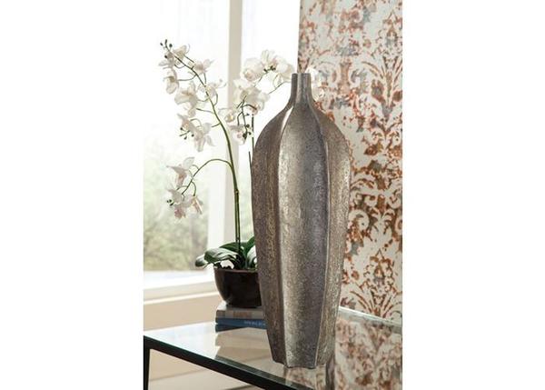 Vases